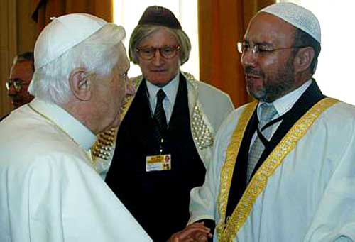 Benedict shaking hands with rabbi Henry Sobel